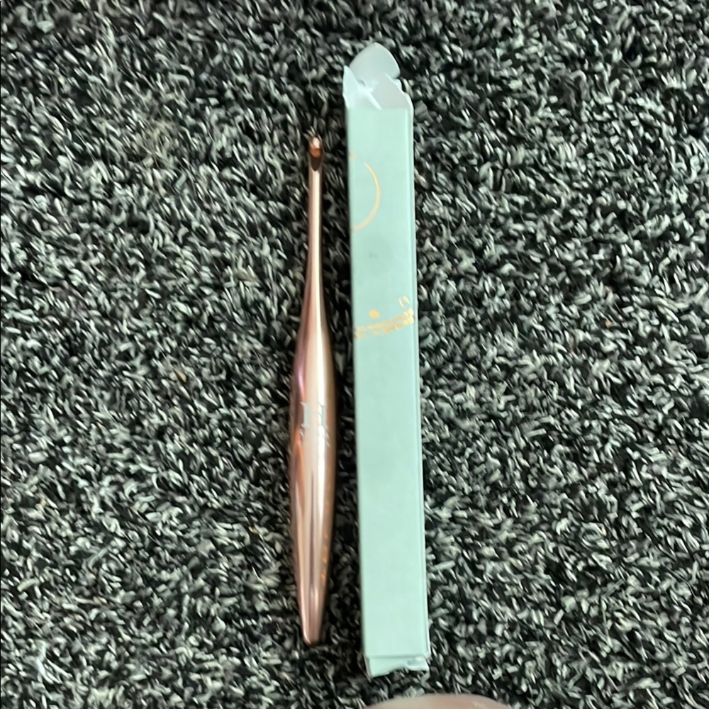 Rose Gold Crochet Hook